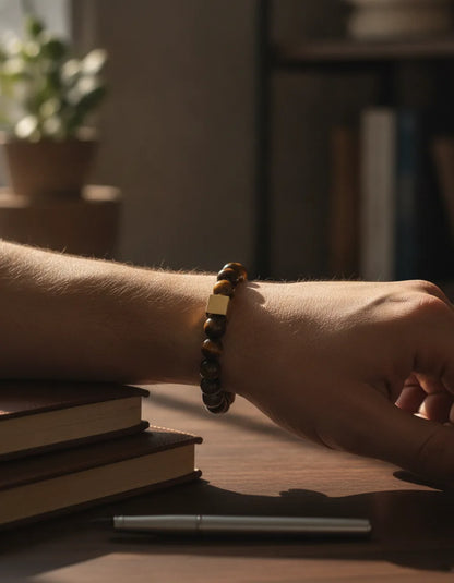 Bracelet Oeil de Tigre Homme Cube Doré