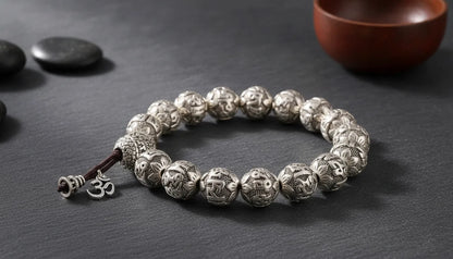 Bracelet Tibétain Argent : Prière Bouddhiste Gravée
