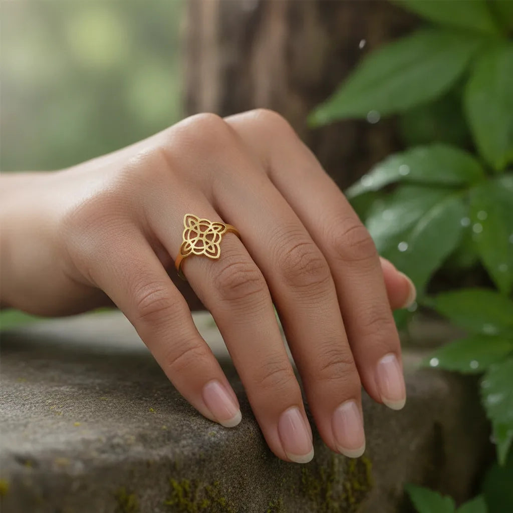 Bague Noeud de Sorcière Protection Éternelle Ajustable